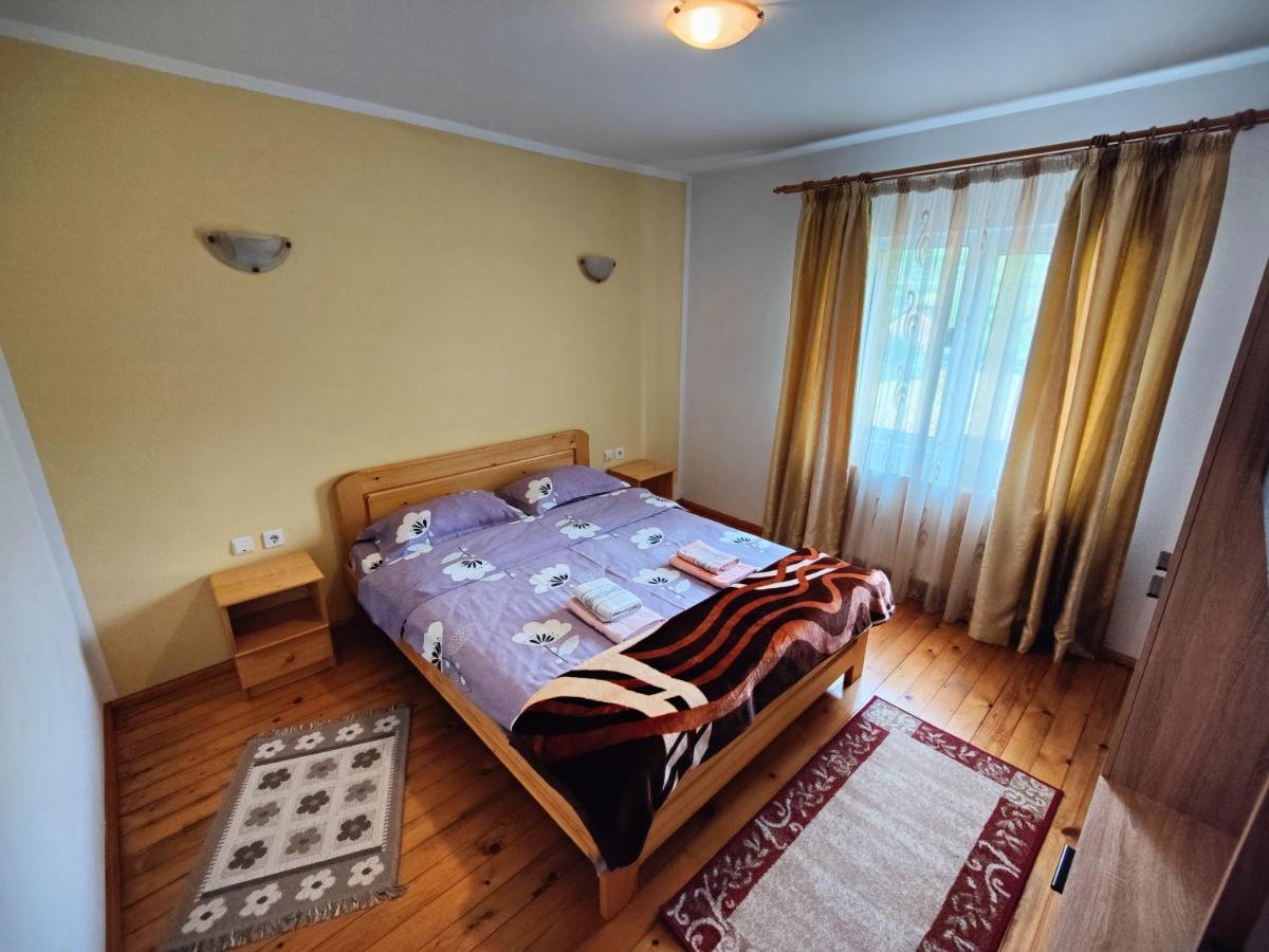 Hotel Casa Poiana Teiului Exteriér fotografie