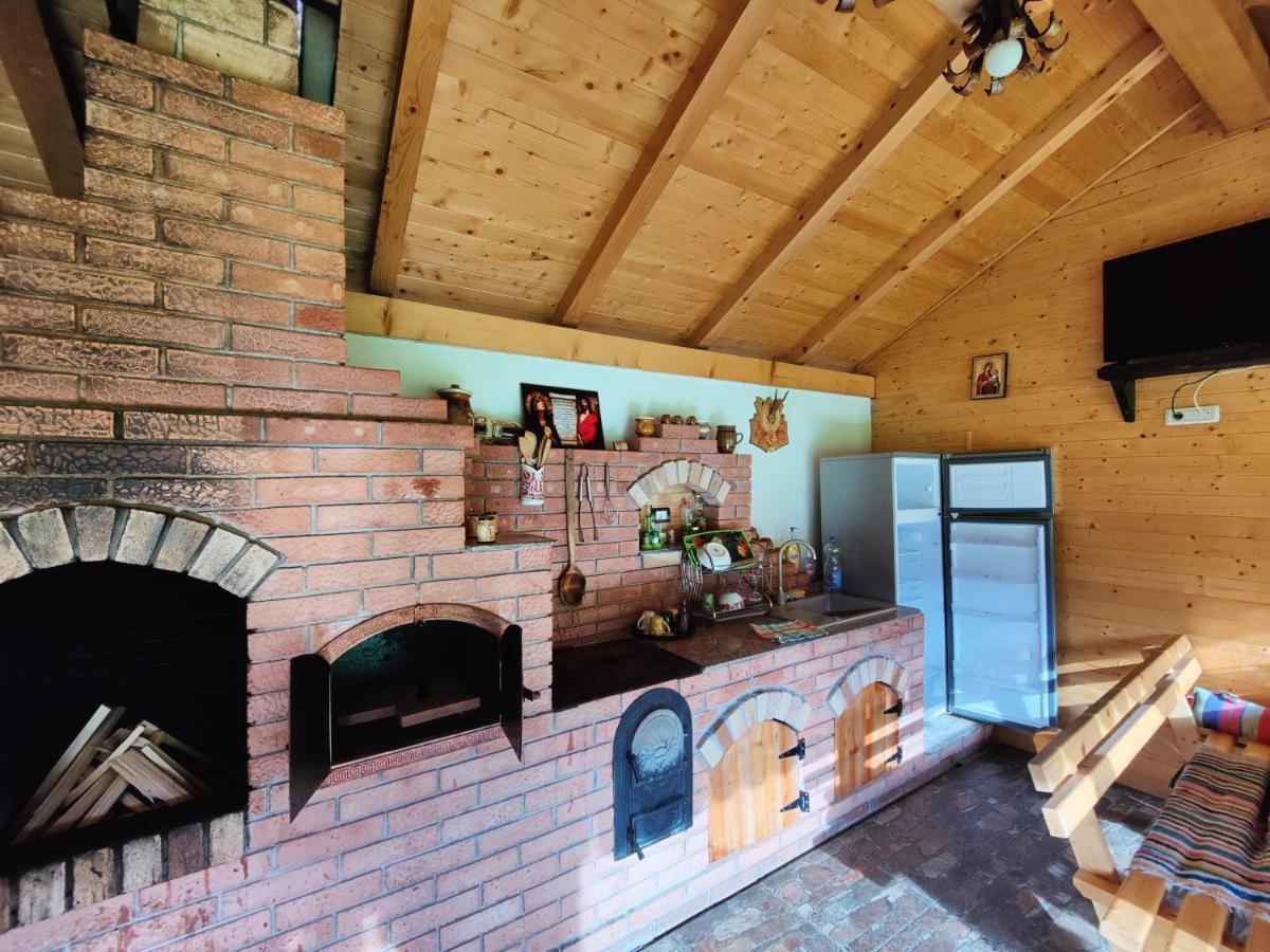 Hotel Casa Poiana Teiului Exteriér fotografie