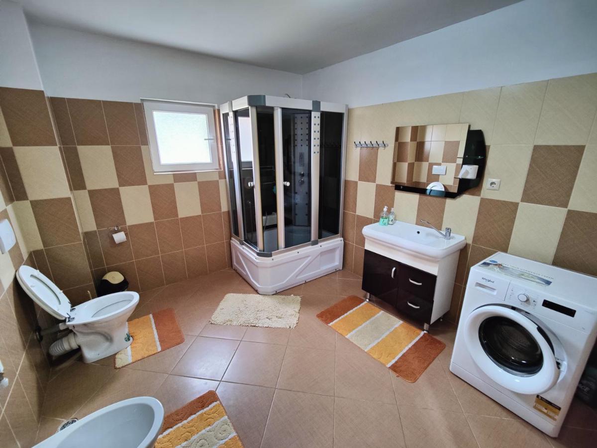 Hotel Casa Poiana Teiului Exteriér fotografie