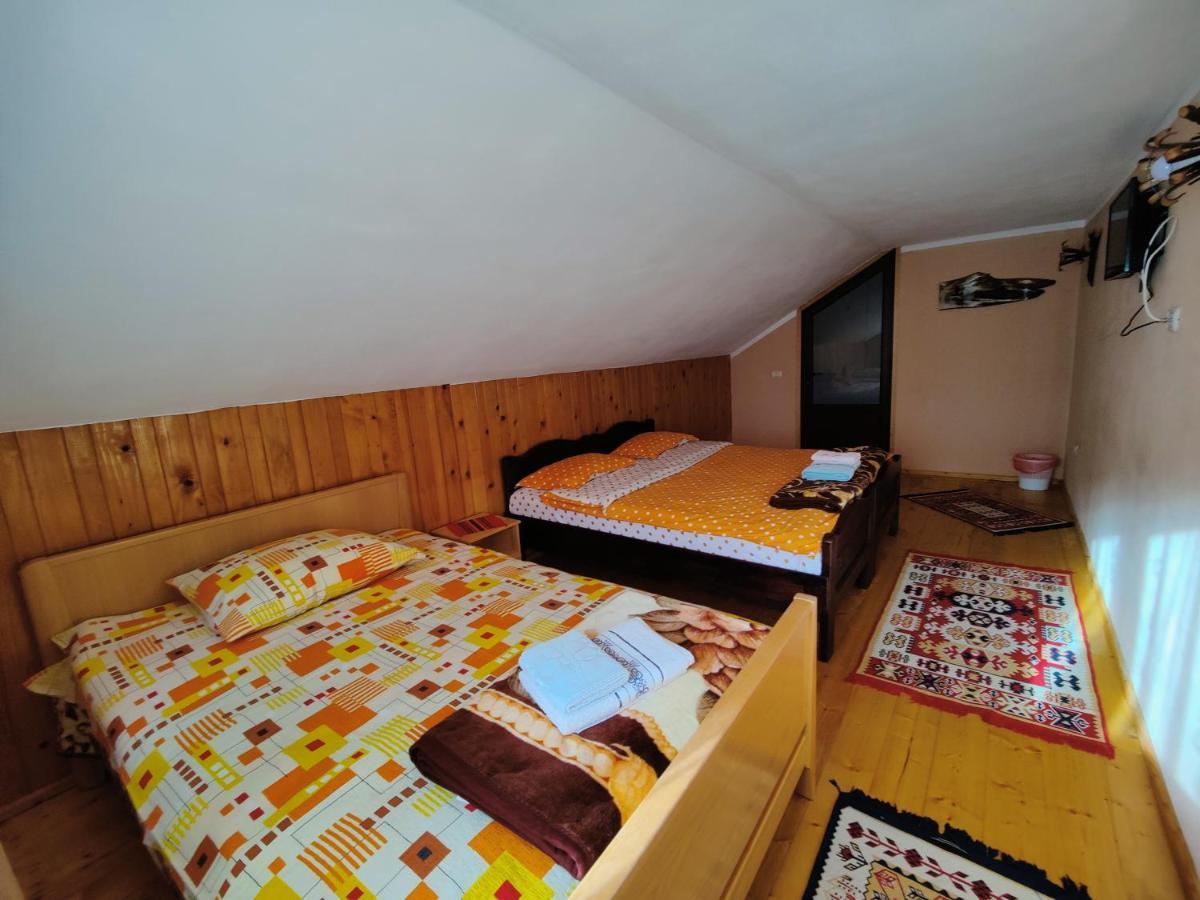Hotel Casa Poiana Teiului Exteriér fotografie