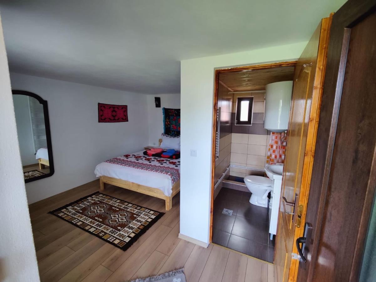 Hotel Casa Poiana Teiului Exteriér fotografie
